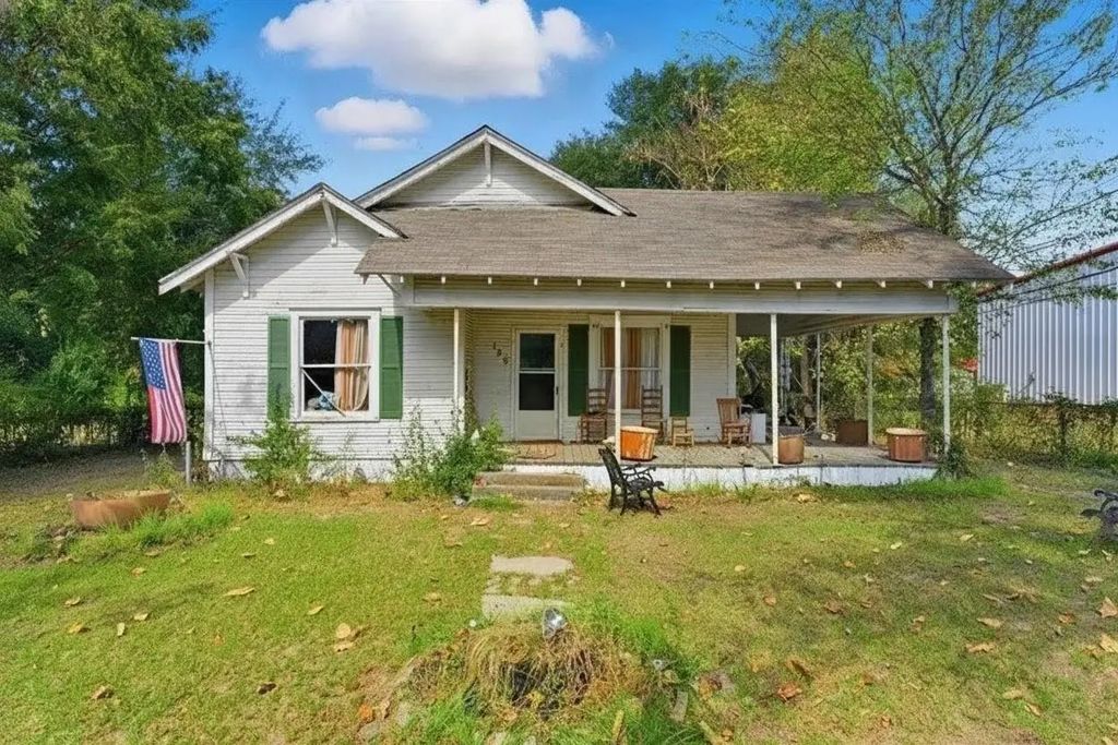 126 Forest Street, Hawkins