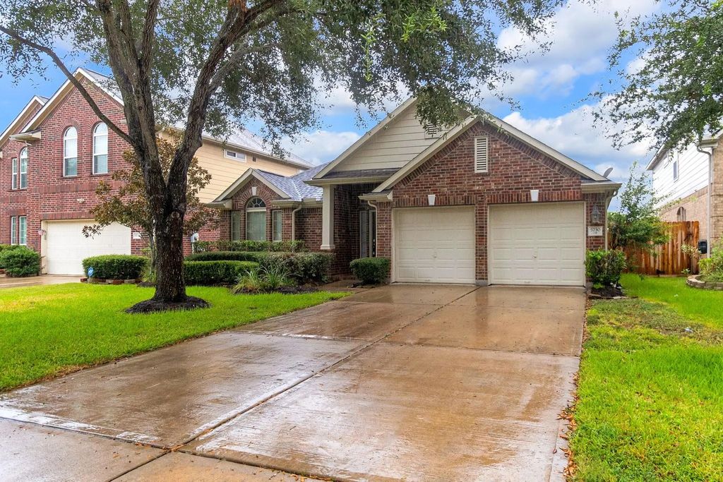 5730 Slate Valley Court, Missouri City