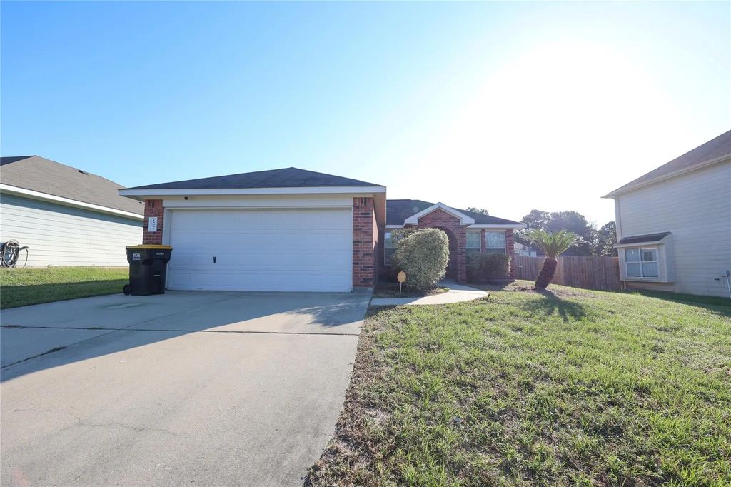 13684 Bighorn Trail, Willis