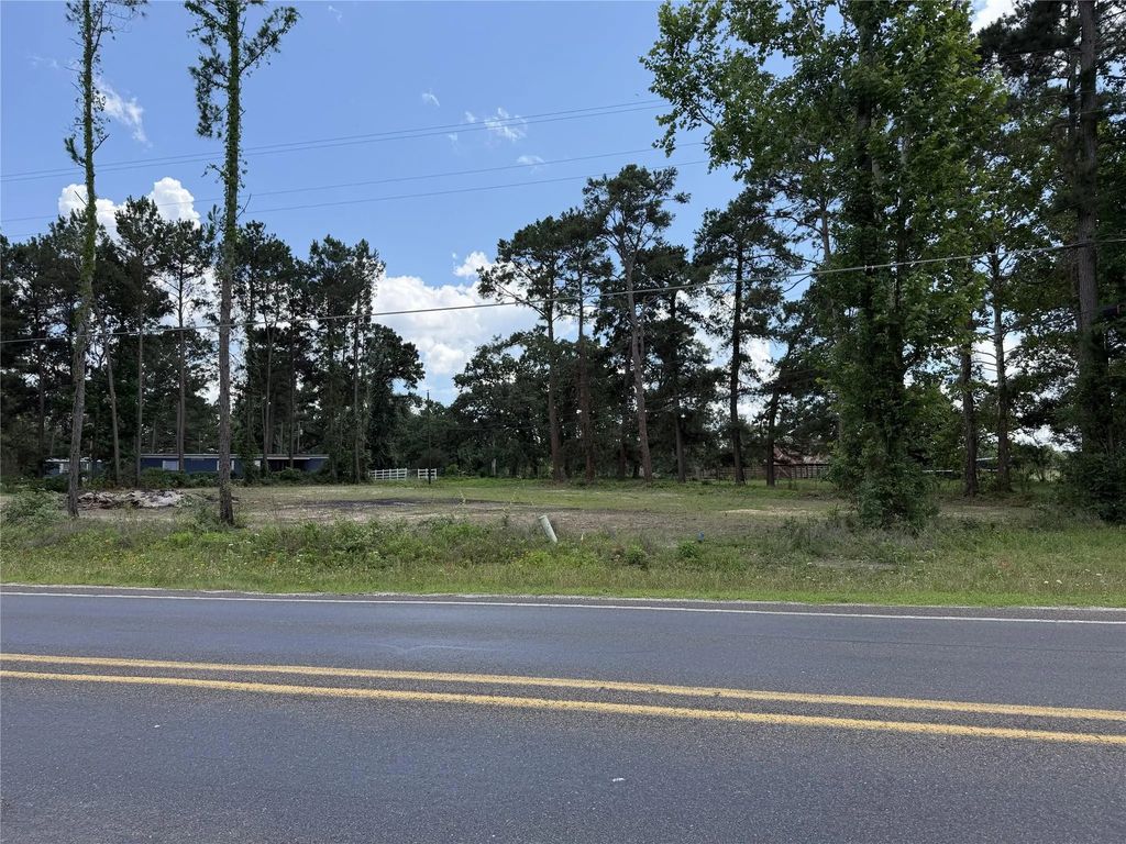 3340 Fm 356, Trinity