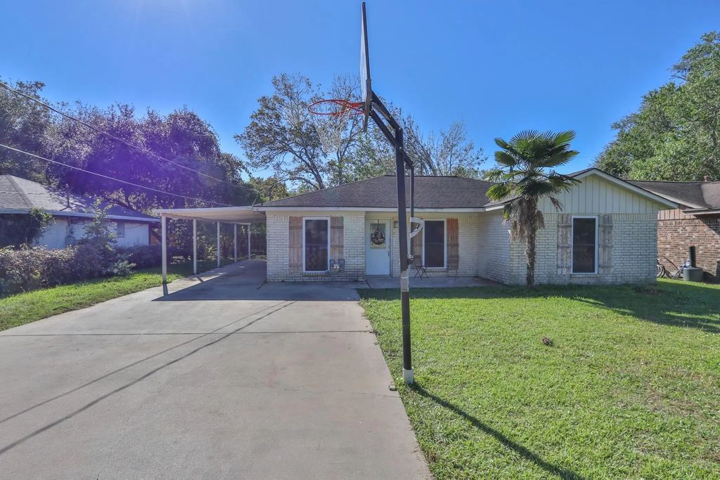 12721 7th Street, Santa Fe