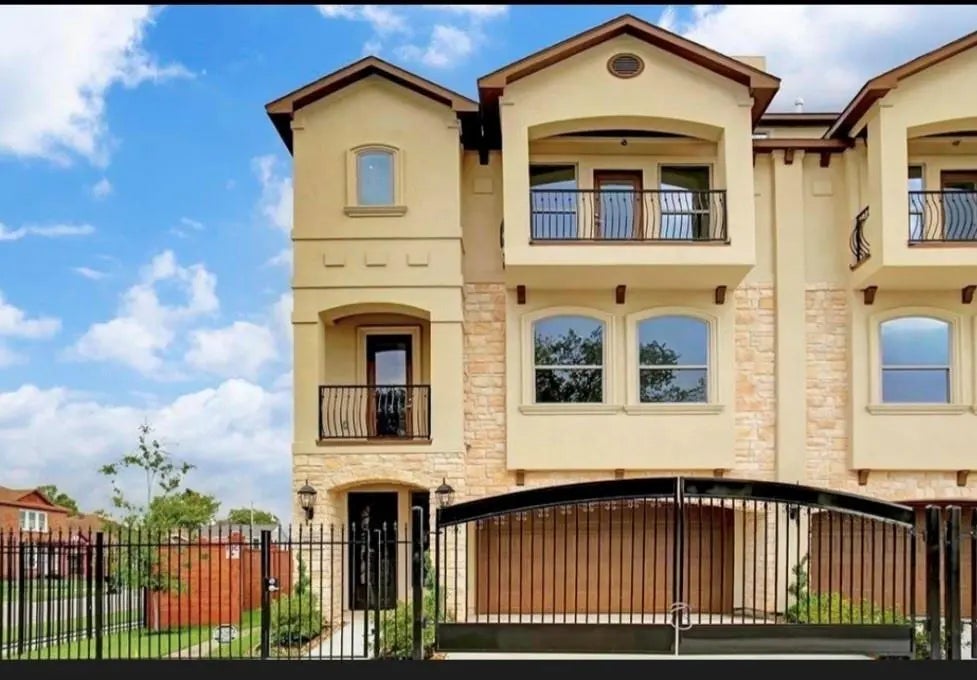 3912 Ennis Street, Houston