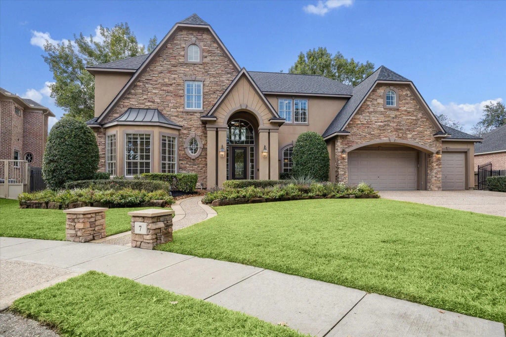 7 Club Oak Court, Kingwood
