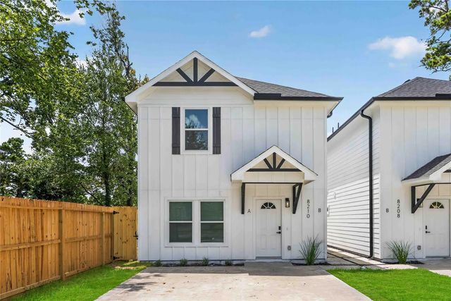 8210 Sterlingshire Street A/b, Houston