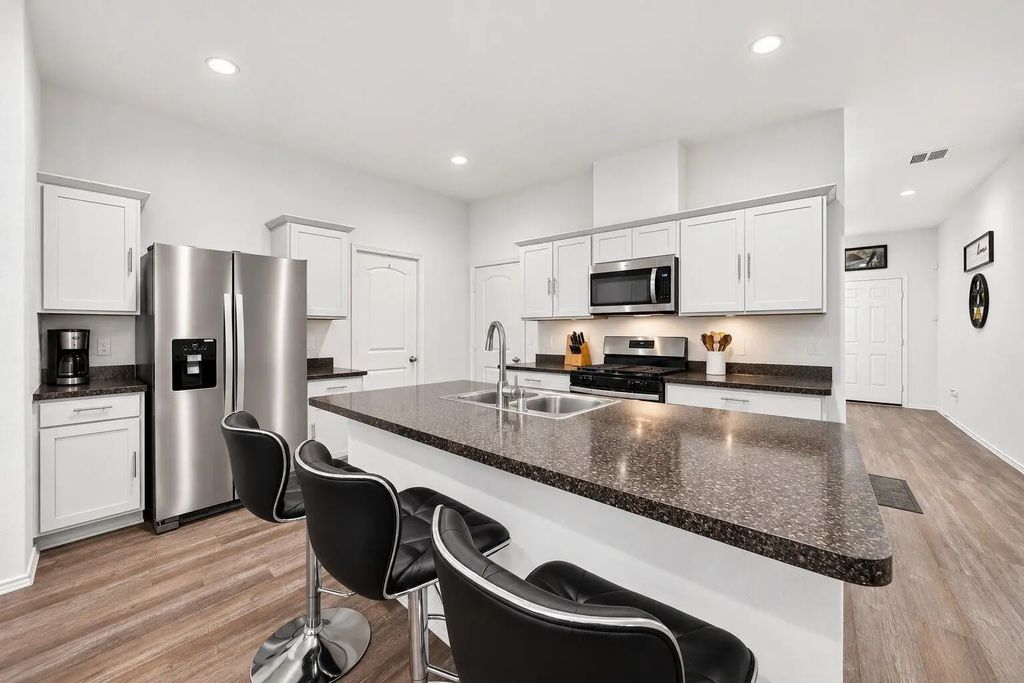 5630 Vintage Oakmont Drive, Spring