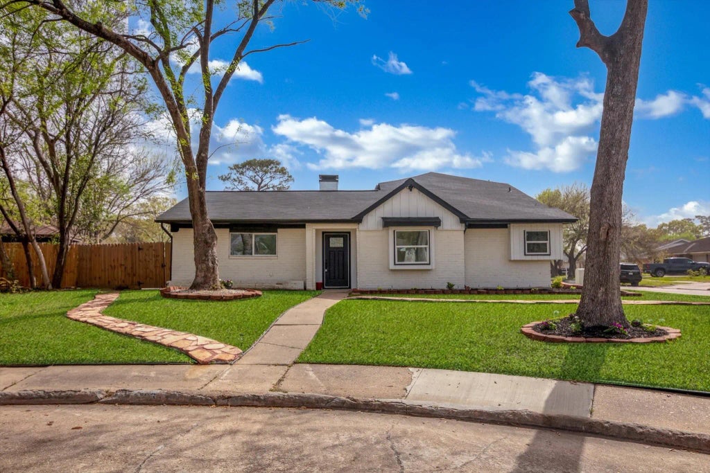 13835 Waterville Way, Houston