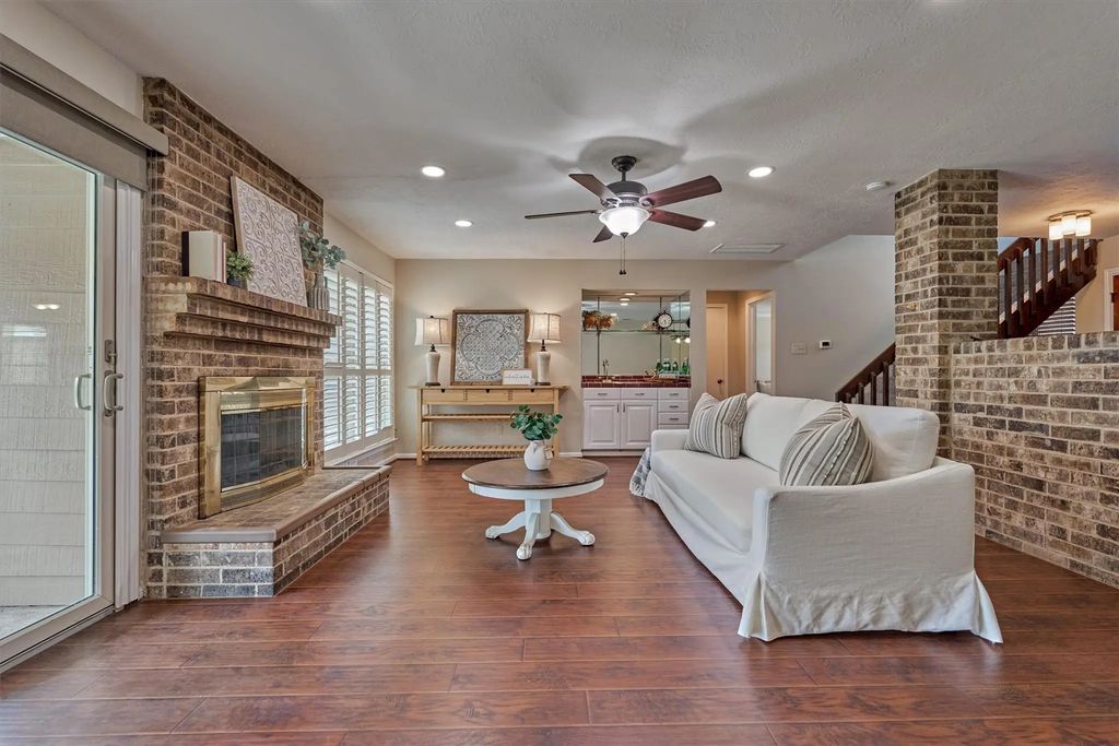 5823 Fair Forest Drive, Houston