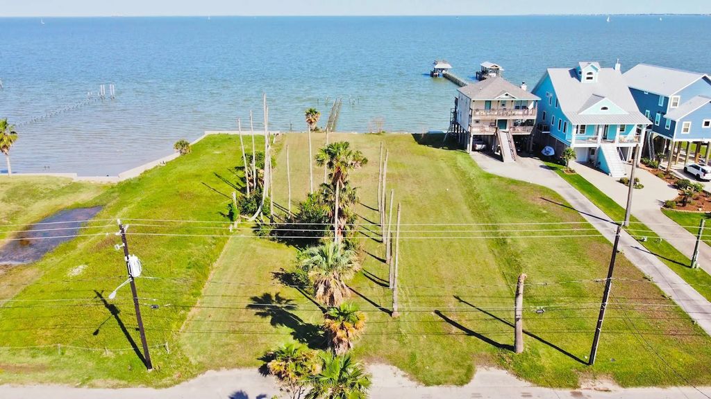 1818 - 1820 Todville Road, Seabrook