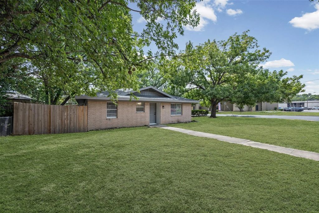 2804 Saint Edwards Circle, Austin
