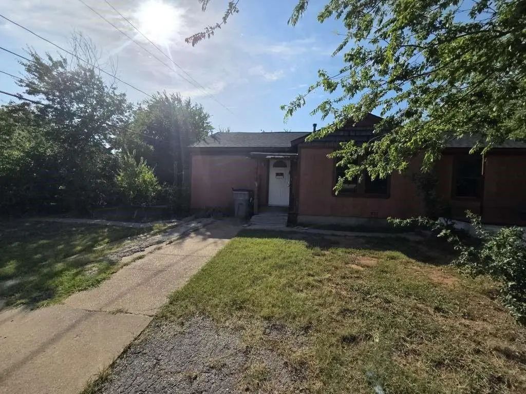 2205 Lucas Avenue, Wichita Falls