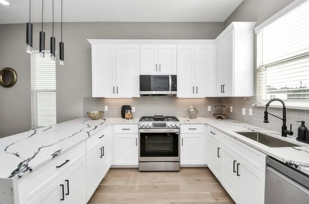 316 Thornton Road B, Houston