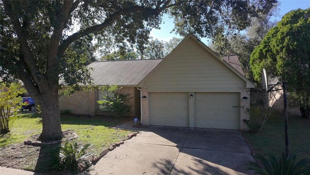 2607 Amaranth Drive, Houston