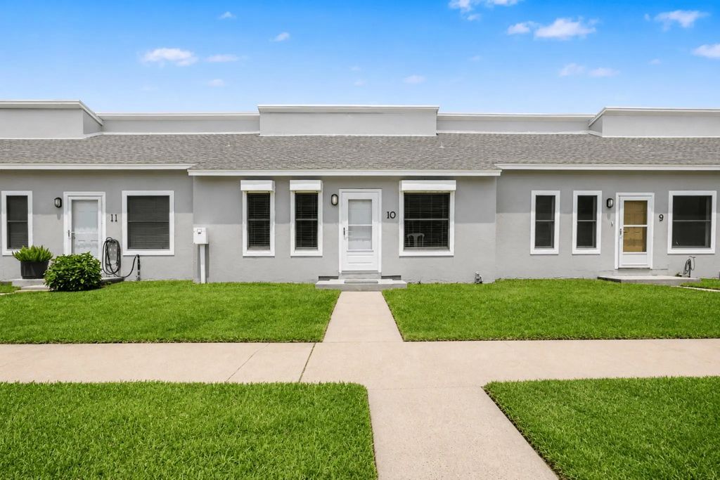 3700 83rd Street 10, Galveston