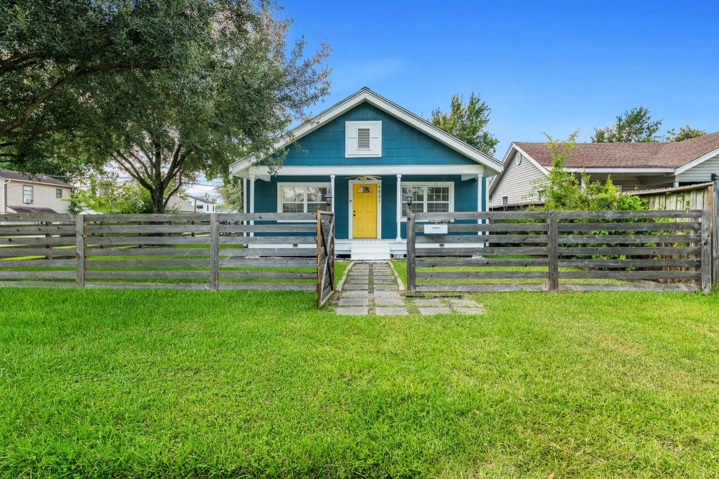 4401 Hain Street, Houston