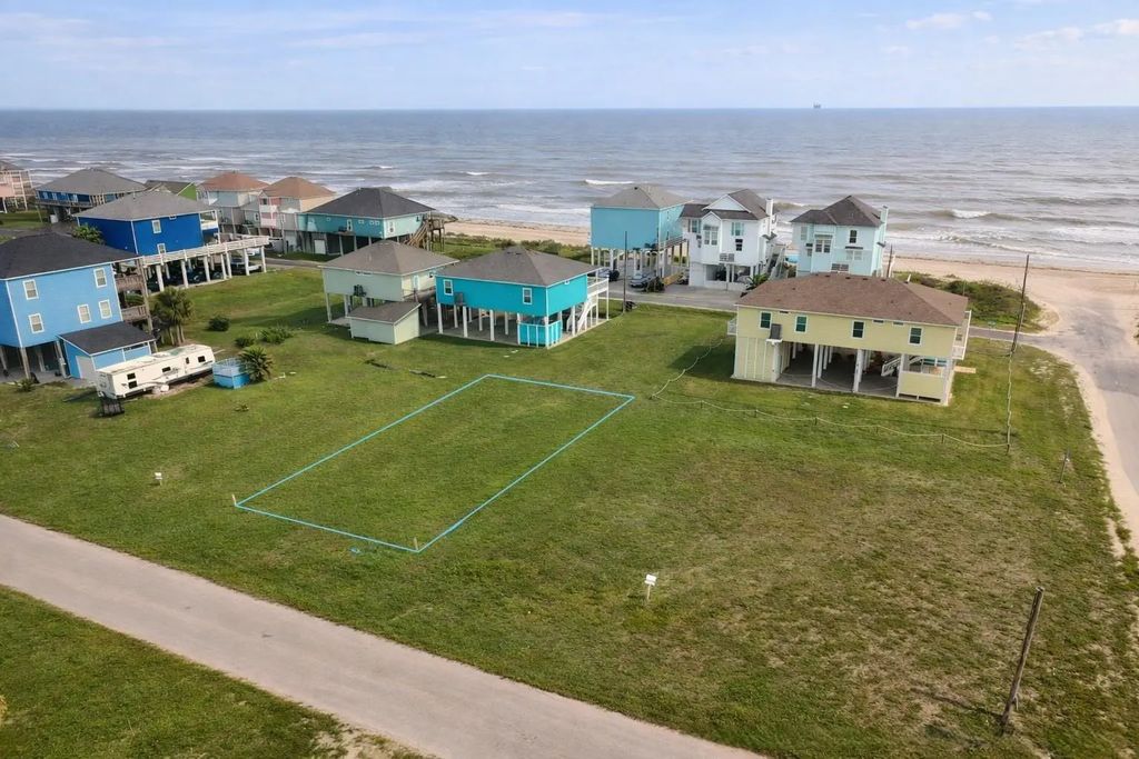 1110 Gulfview Road, Bolivar Peninsula