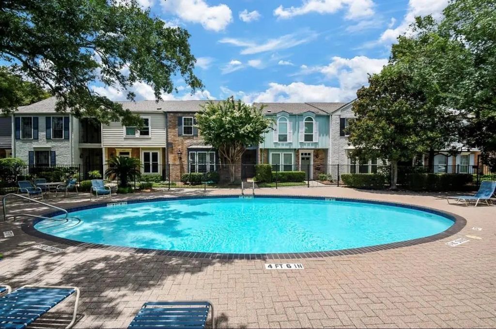 7459 Brompton Street 7459, Houston
