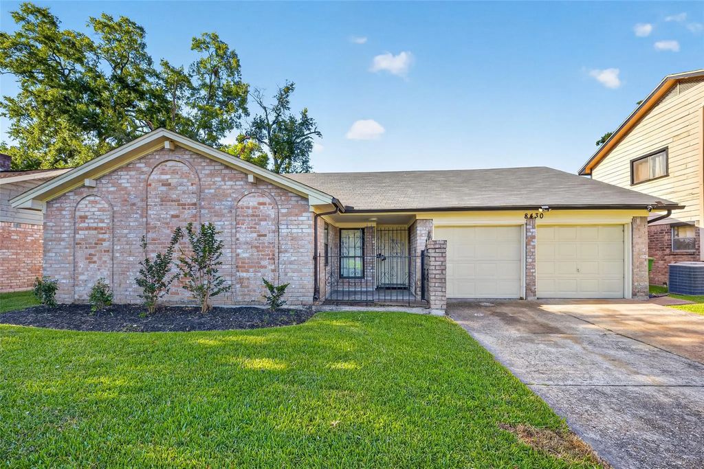 8430 Gallahad Street, Houston