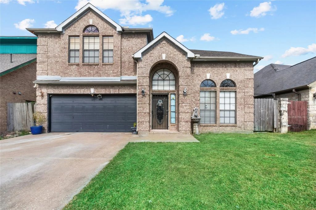 1011 Iowa Street, South Houston