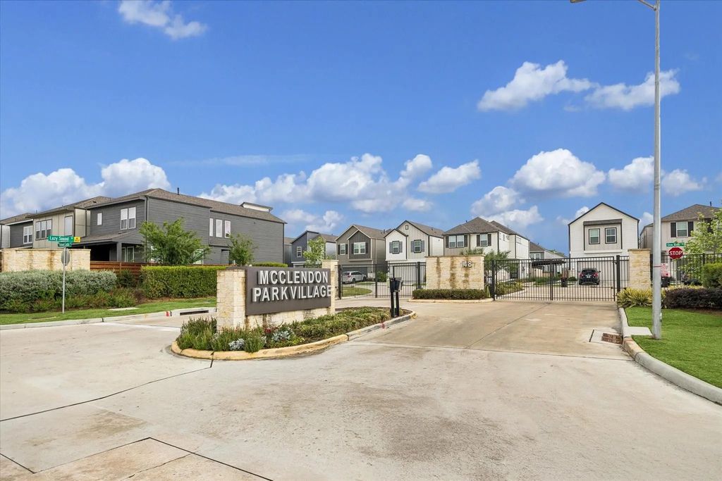 14827 Silent Gulf Avenue, Houston