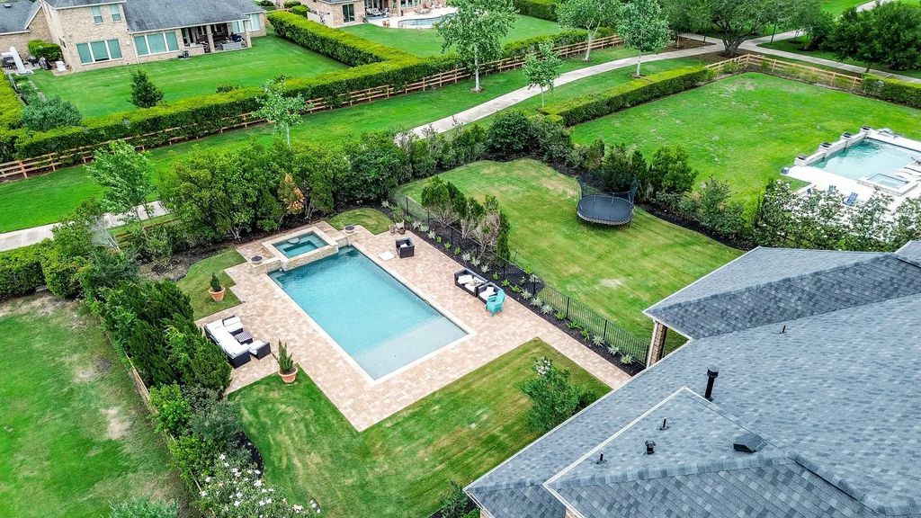 29818 Deer Crest Lane, Fulshear
