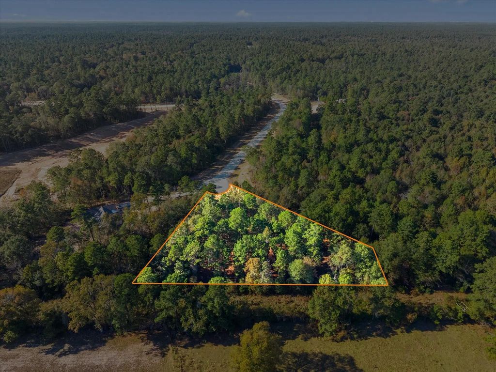195 Bunkhouse Road, New Waverly