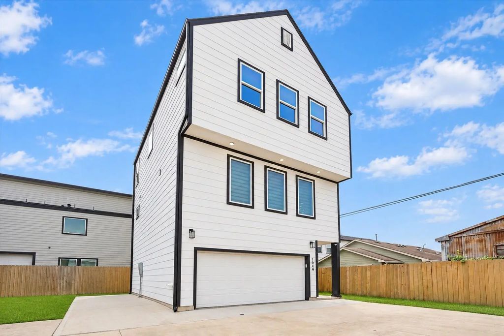 104 E 44th Street A, Houston