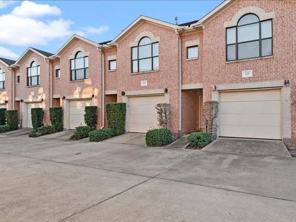 5941 South Loop E 504, Houston