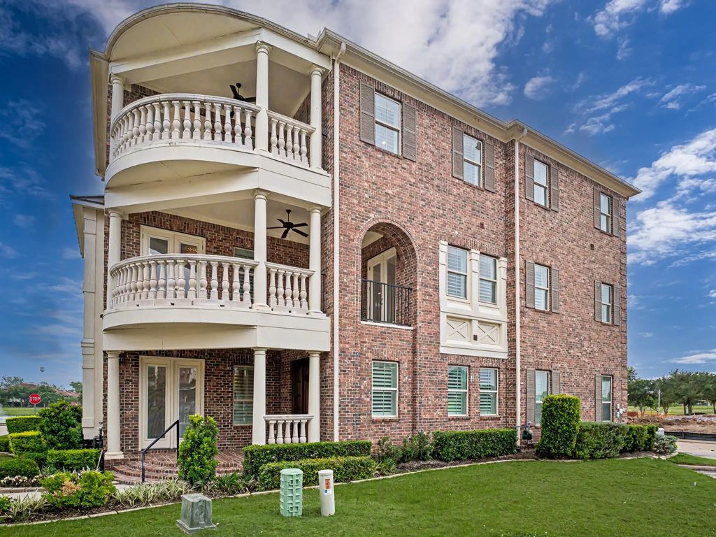 119 Grace Point Drive, Sugar Land