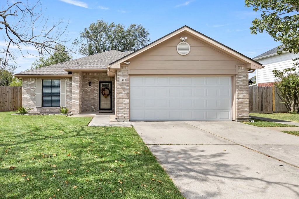7311 S Choctaw Street Street, Baytown