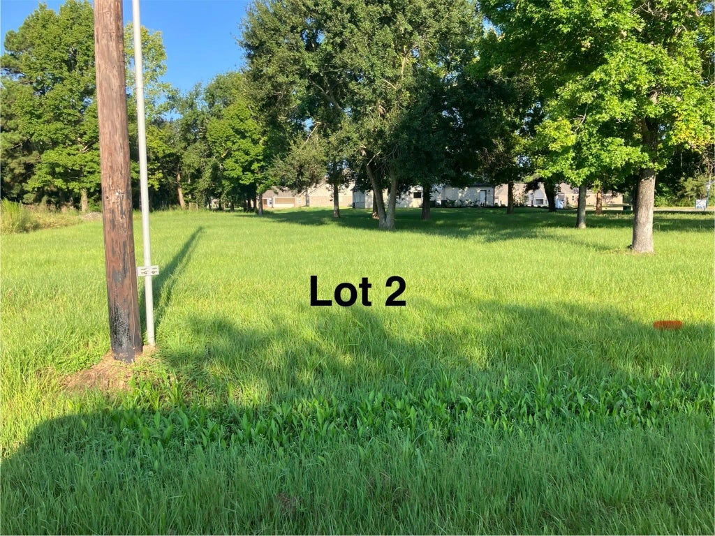 389 County Road 2268 Drive, Cleveland