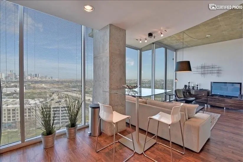 5925 Almeda Road 11607, Houston