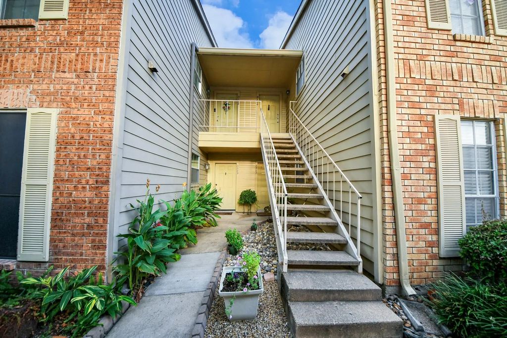 11201 Lynbrook Drive 3509, Houston