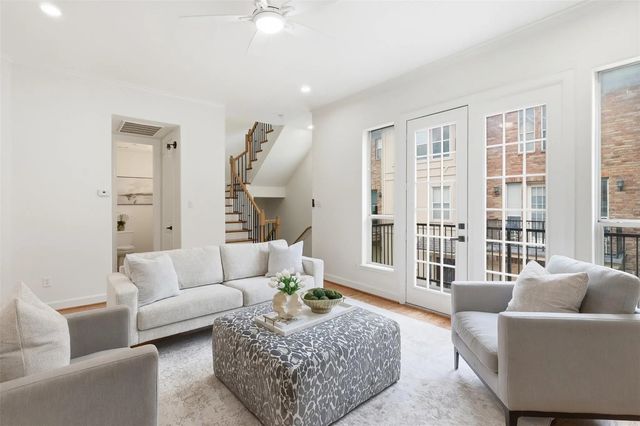 1110 Birdsall Street, Houston