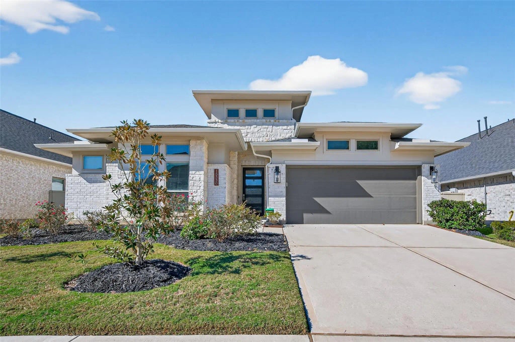 15330 Legacy Park Way, Magnolia