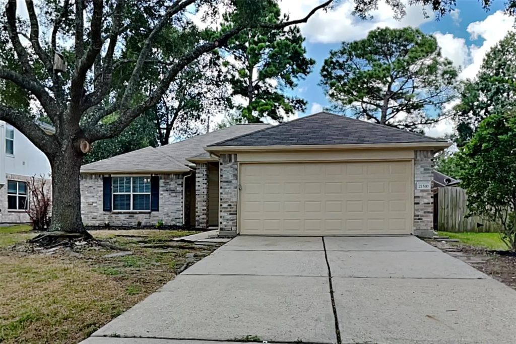 21510 Forest Colony Drive, Porter