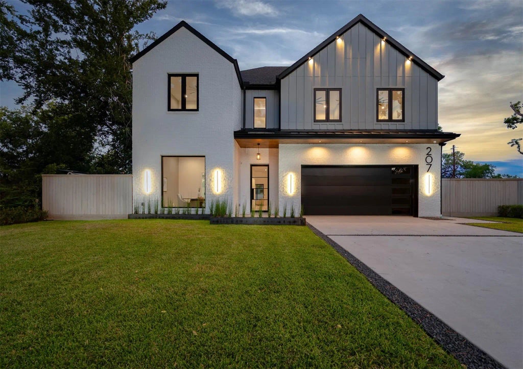 207 W 33rd Street, Houston