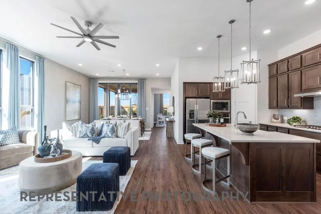 2243 Vargas Street, Todd Mission
