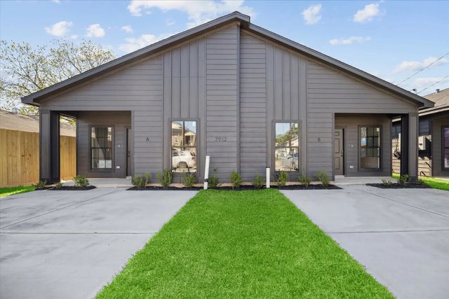 7912 Bowen Street, Houston