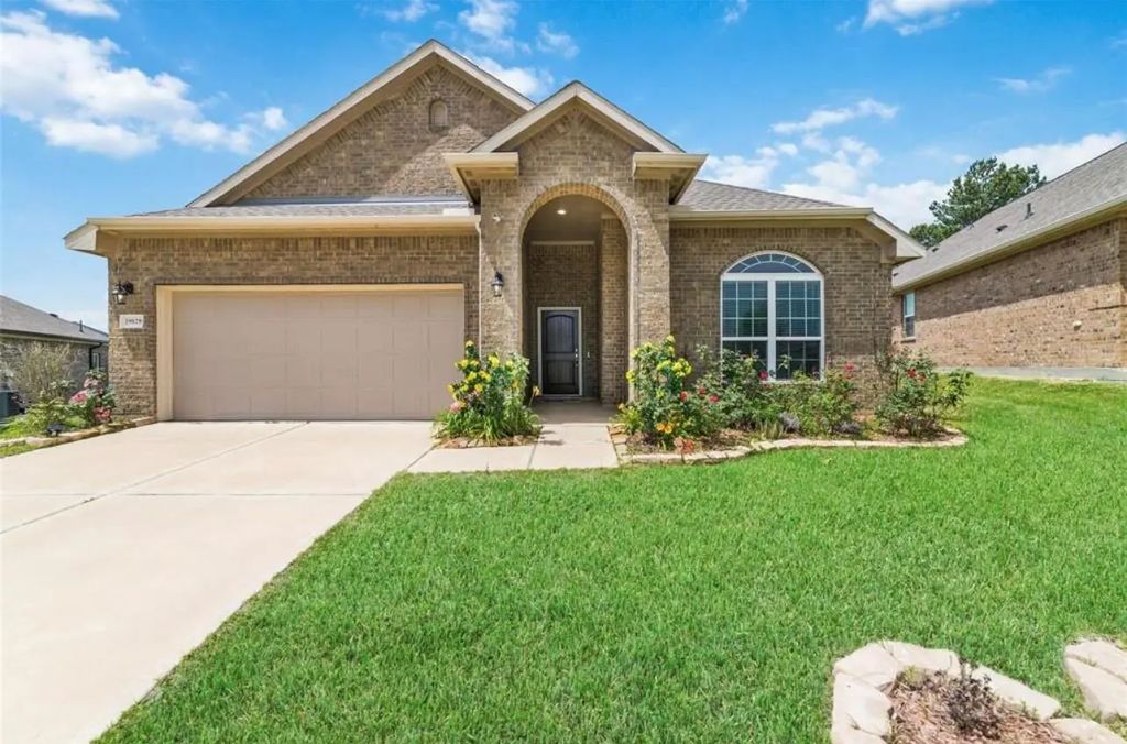 19029 Villa Ln Lane, Montgomery
