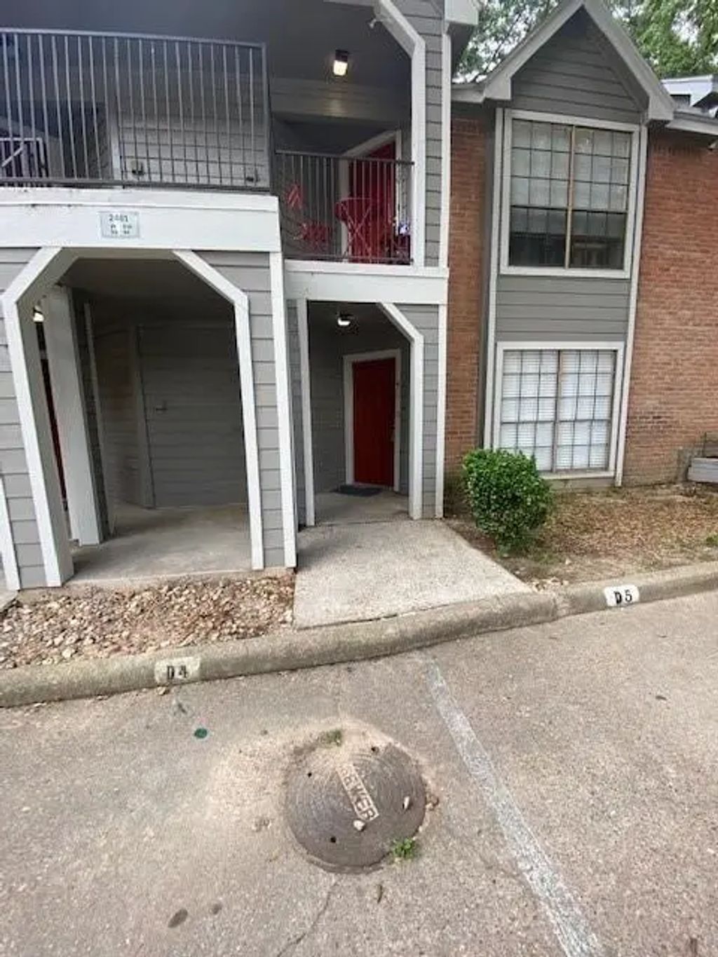 2402 Sycamore Avenue D4, Huntsville