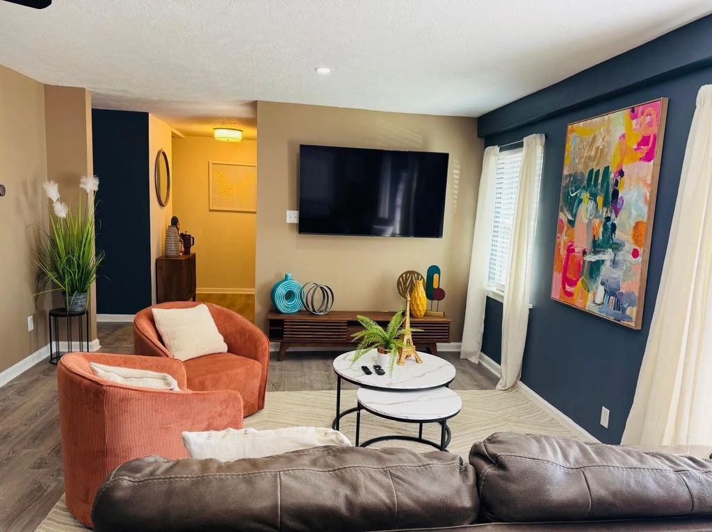 13015 Frank Lane, Stafford