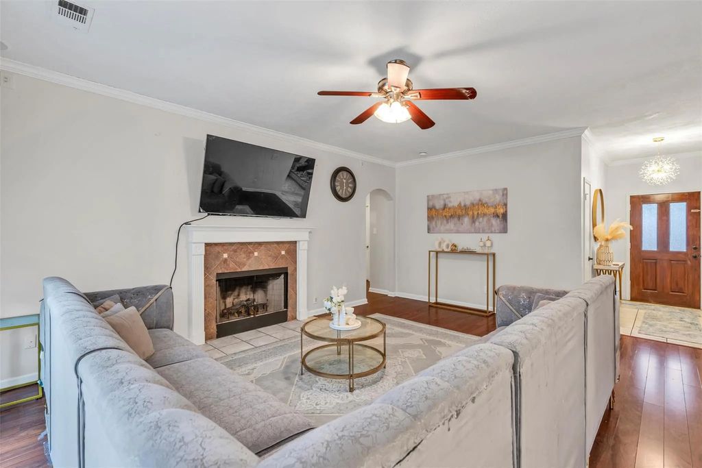 17803 Inland Oaks Drive, Richmond