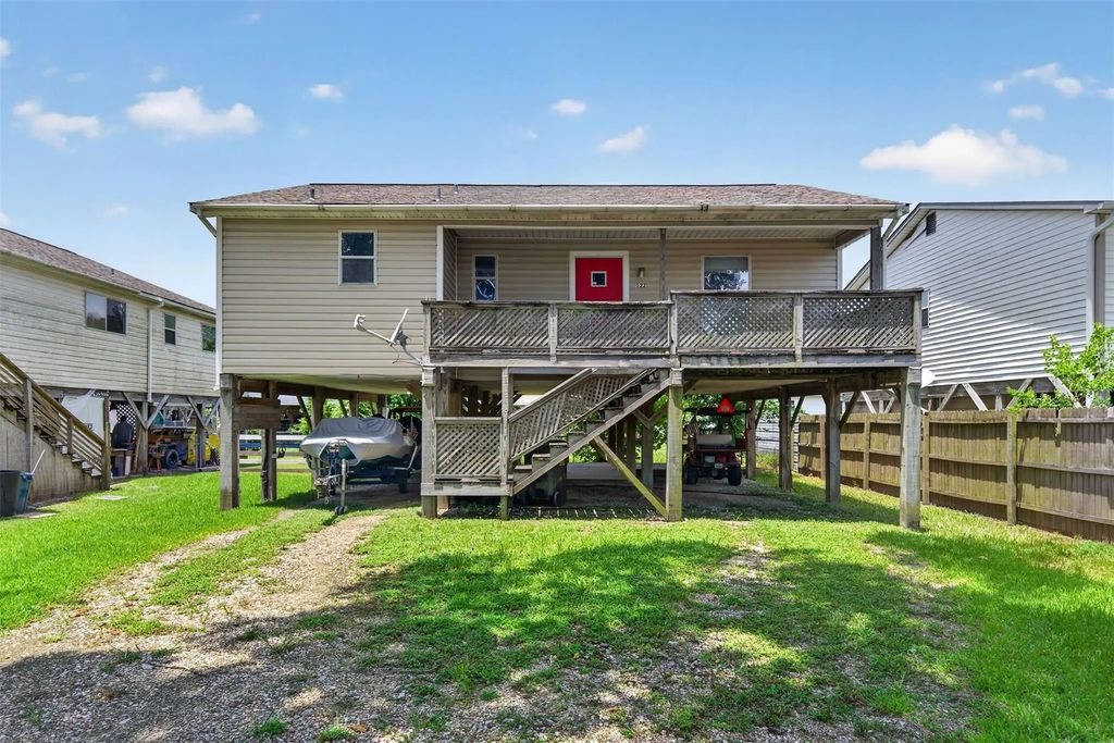 522 Oklahoma Avenue, Bacliff
