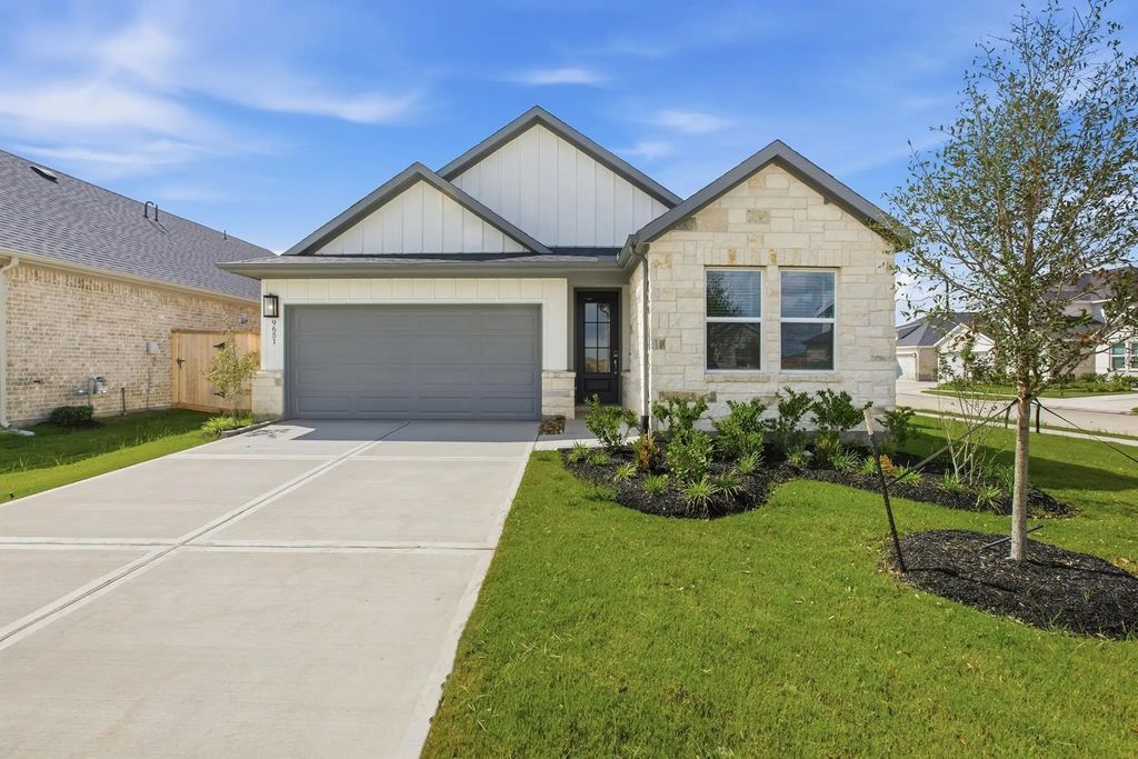 9651 Akashi Run Drive, Cypress