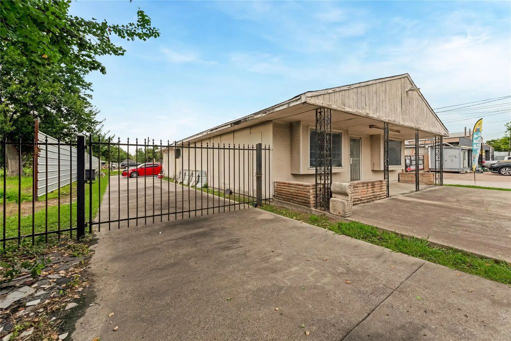 518 Westbrook Drive 1, Houston