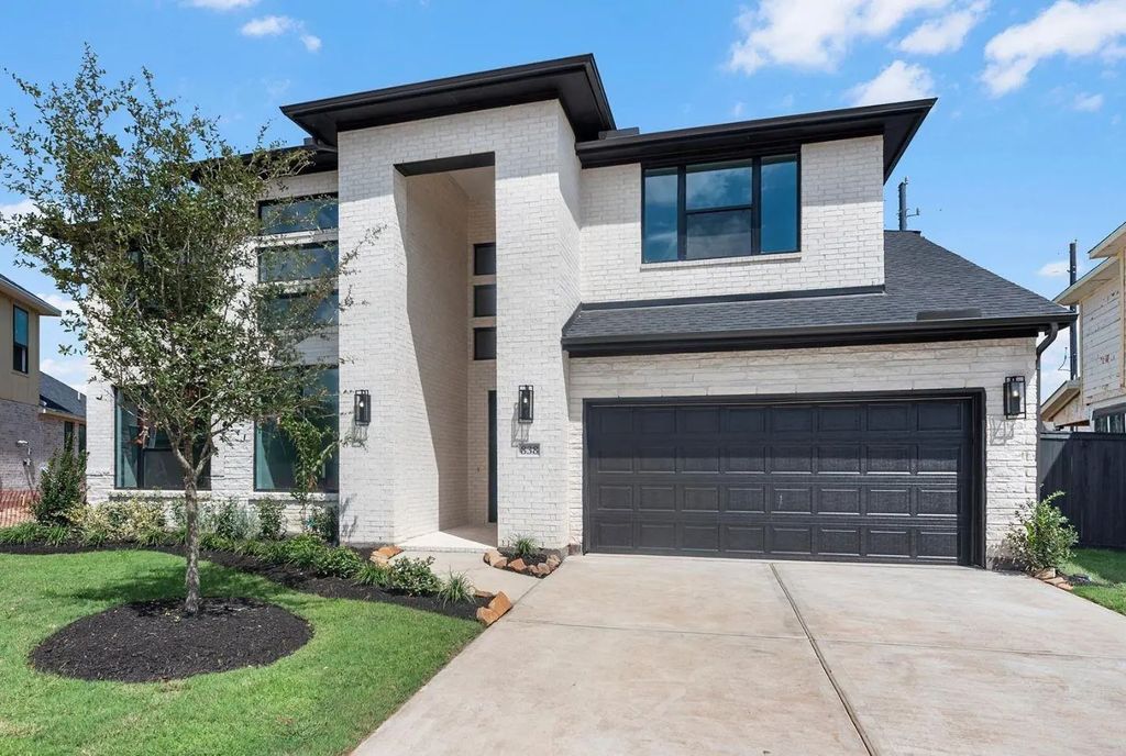 838 Fenugreek Fields Court, Richmond