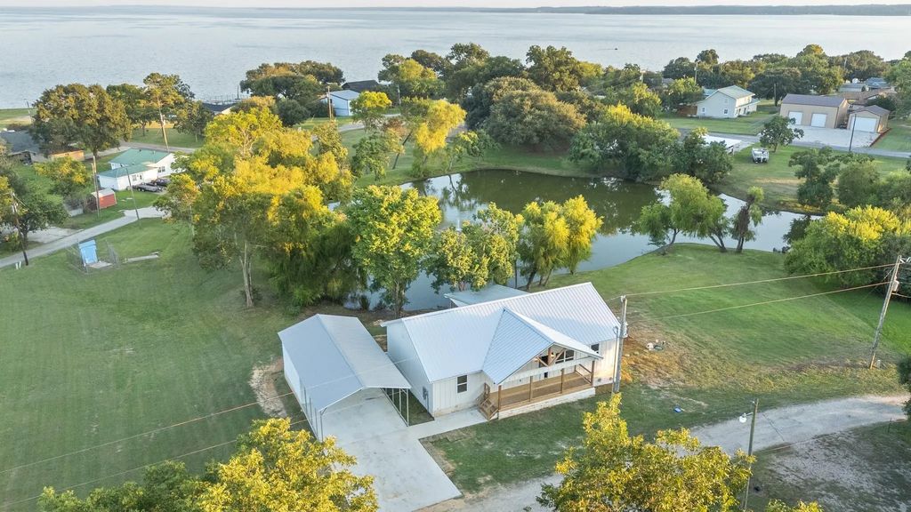 90 Coolcrest Drive, Point Blank