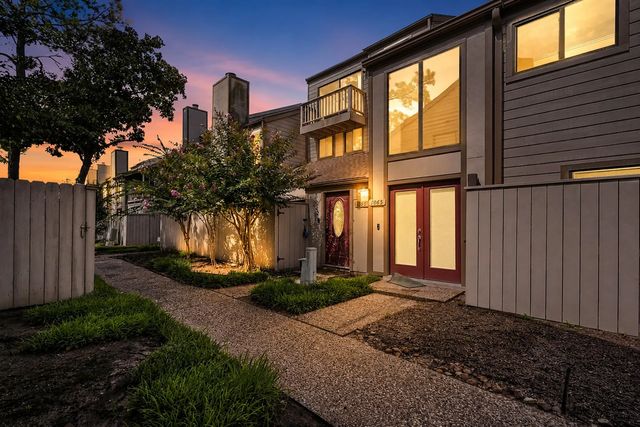 1063 Country Place Drive 1063, Houston