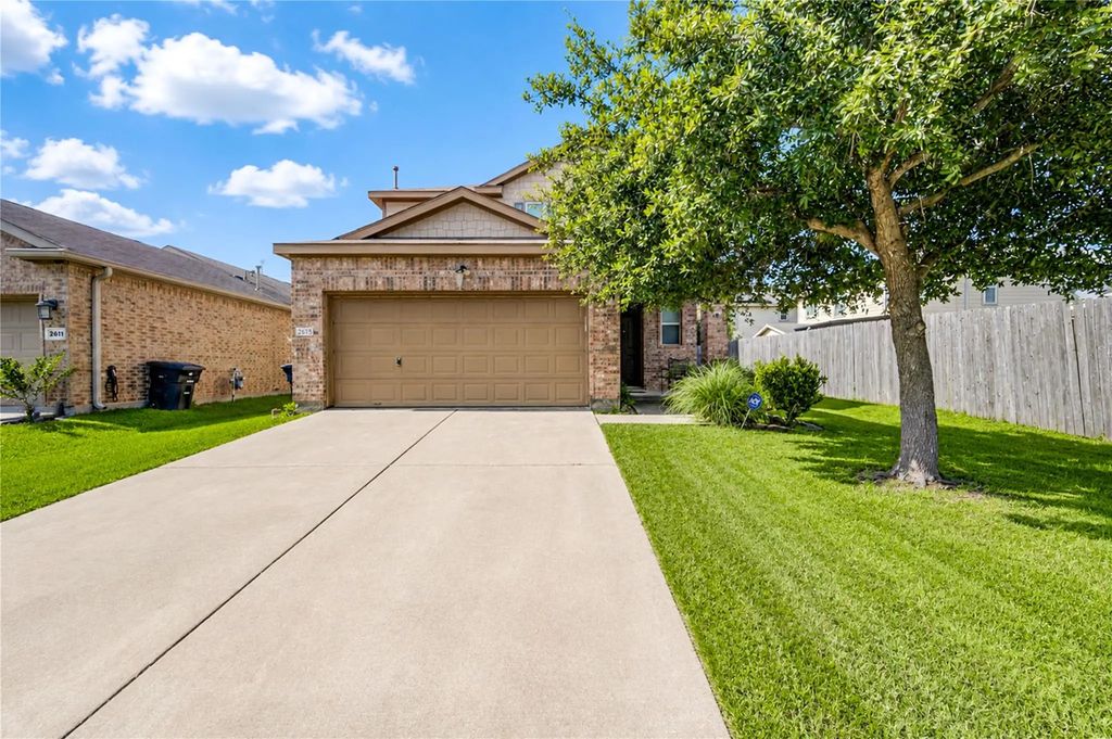 2615 Skyview Moon Drive, Houston