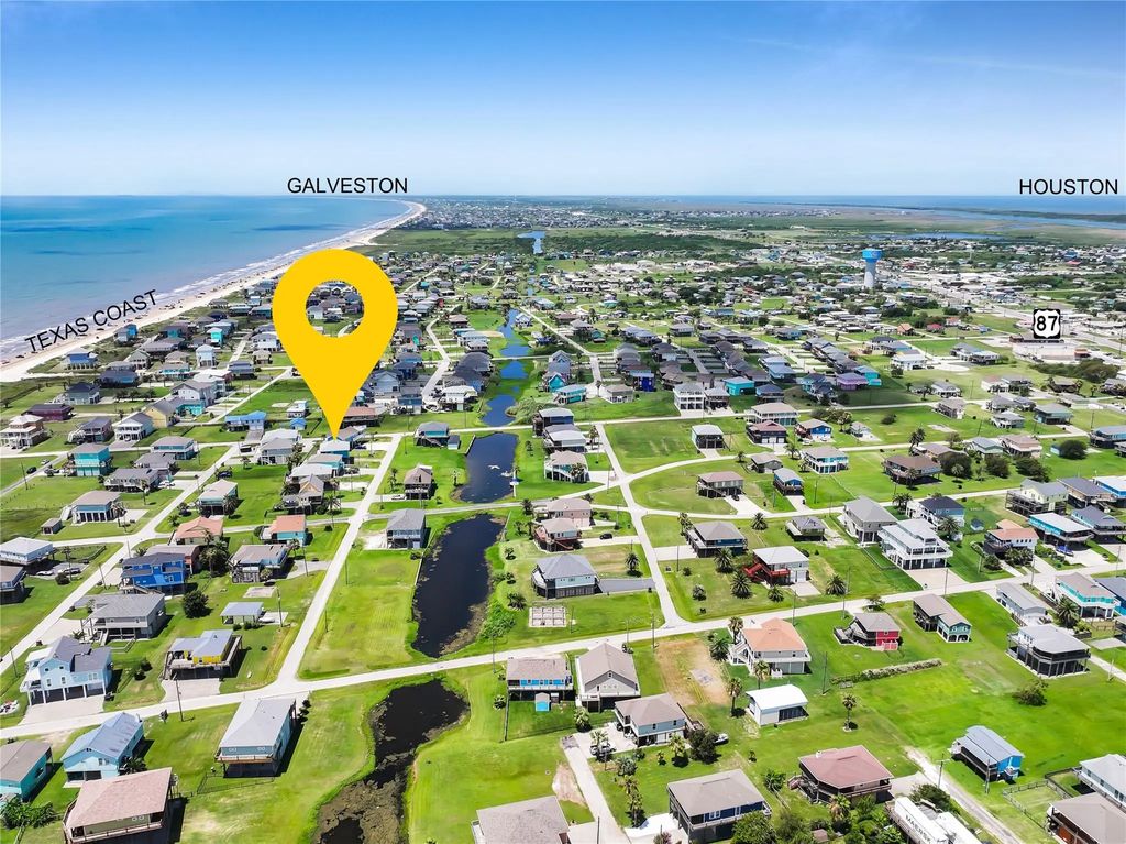 1984 Matt Drive, Crystal Beach